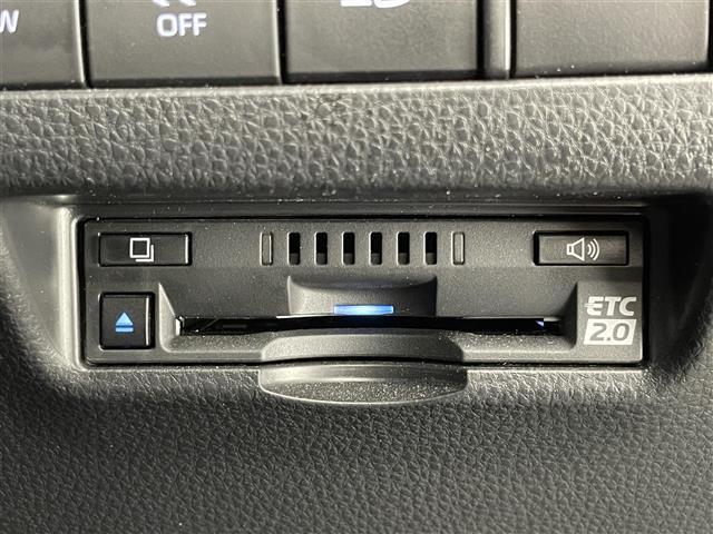 ハリアーハイブリッド Ｚ　レザーパッケージ　純正１２．３型ナビ　ＪＢＬ　調光パノラマルーフ　ＨＵＤ　デジイン　全方位カメラ　ＢＳＭ　黒革　ベンチレーション　シートヒーター　ＥＴＣ２．０　前後ドラレコ　セーフティセンス　衝突軽減　追従クルコン（29枚目）