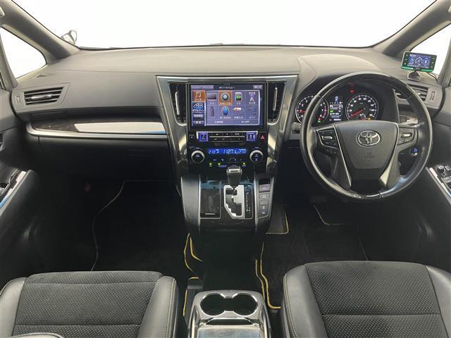 ヴェルファイア 2.5Z Aエディション ゴールデンアイズ アルパイン11型ナビ 12.8型後席モニター 禁煙車 クルコン フルセグ DVD バックカメラ ハーフレザー LED ETC ドラレコ コーナーセンサー AC100V 電動リアゲート 両側パワスラドア(3枚目)