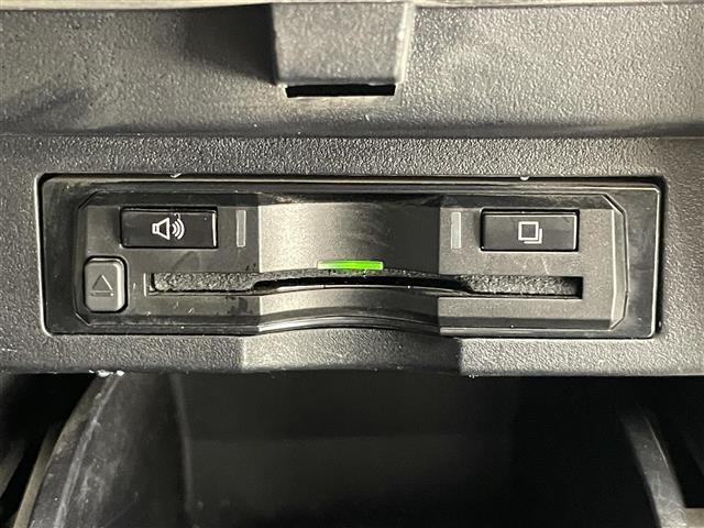 ヴェルファイア 2.5Z Aエディション ゴールデンアイズ アルパイン11型ナビ 12.8型後席モニター 禁煙車 クルコン フルセグ DVD バックカメラ ハーフレザー LED ETC ドラレコ コーナーセンサー AC100V 電動リアゲート 両側パワスラドア(8枚目)