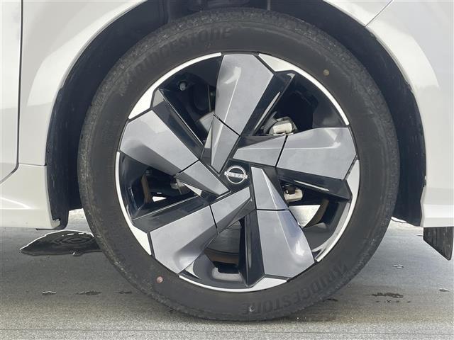 オーラ G 純正9型DA BOSE 禁煙車 スマートルームミラー プロパイロット 全方位カメラ BSM フルセグ HDMI カープレイ ETC2.0 ドラレコ ハーフレザー 衝突軽減 ワイヤレス充電 LEDライト(27枚目)