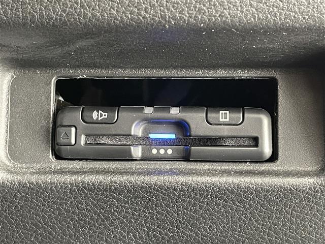 スペーシアギア ハイブリッドXZ 純正9型ナビ 全方位カメラ シートヒーター 禁煙 デュアルカメラブレーキ パーキングセンサー 衝突軽減 追従クルコン 両側パワスラ フルセグTV DVD LEDオートライト フォグ ETC 純正アルミ(10枚目)