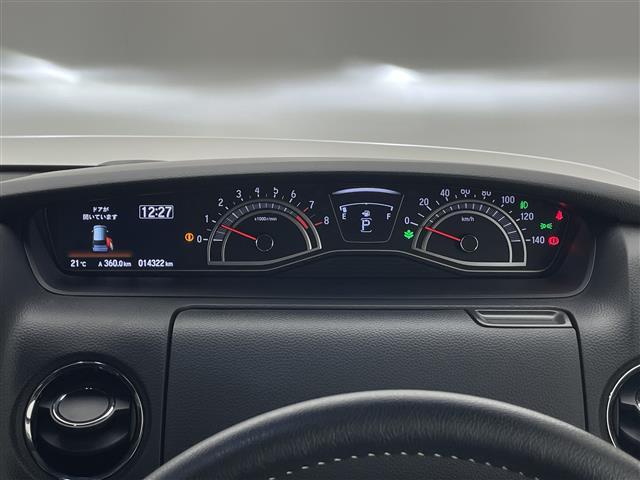 N-BOXカスタム Lターボ 社外ナビ シートヒーター 禁煙車 ホンダセンシング Bluetooth フルセグ DVD 前後ドラレコ ETC 両側パワスラ 衝突軽減 追従クルコン LEDオートライト 黒ハーフレザー パドルシフト(7枚目)