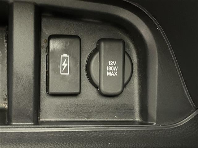 ステップワゴン e:HEVスパーダ 純正11.4型ナビ 純正15.6型後席モニター 禁煙 電動リヤゲート シートヒーター バックカメラ フルセグ ホンダセンシング 衝突軽減 追従クルコン 誤発進抑制 車線逸脱 LEDオートライト ETC(10枚目)