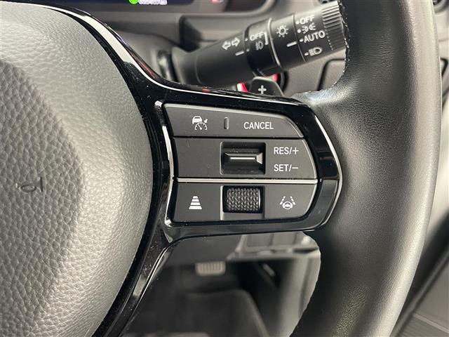 ステップワゴン e:HEVスパーダ 純正11.4型ナビ 純正15.6型後席モニター 禁煙 電動リヤゲート シートヒーター バックカメラ フルセグ ホンダセンシング 衝突軽減 追従クルコン 誤発進抑制 車線逸脱 LEDオートライト ETC(15枚目)