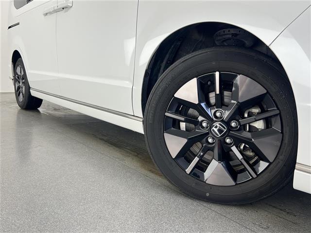 ステップワゴン e:HEVスパーダ 純正11.4型ナビ 純正15.6型後席モニター 禁煙 電動リヤゲート シートヒーター バックカメラ フルセグ ホンダセンシング 衝突軽減 追従クルコン 誤発進抑制 車線逸脱 LEDオートライト ETC(36枚目)