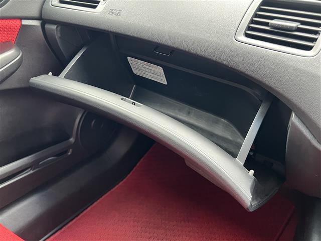 シビック タイプR MT車 禁煙 Bremboブレーキキャリパー プッシュスタート HIDヘッドライト オートハイビーム 電動格納ドアミラー リアウィング 純正アルミホイール 純正フロアマット オーディオプレイヤー(29枚目)