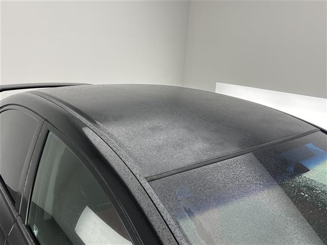 シビック タイプR MT車 禁煙 Bremboブレーキキャリパー プッシュスタート HIDヘッドライト オートハイビーム 電動格納ドアミラー リアウィング 純正アルミホイール 純正フロアマット オーディオプレイヤー(35枚目)