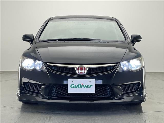 シビック タイプR MT車 禁煙 Bremboブレーキキャリパー プッシュスタート HIDヘッドライト オートハイビーム 電動格納ドアミラー リアウィング 純正アルミホイール 純正フロアマット オーディオプレイヤー(37枚目)