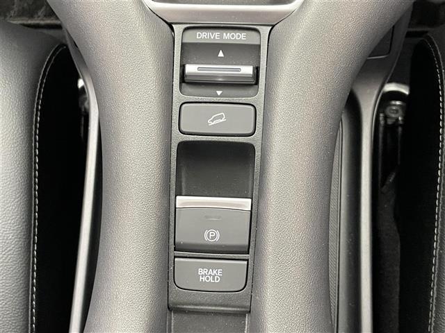 ZR-V e:HEV Z 純正9型ナビ 全方位カメラ 禁煙 BOSE ワイヤレス充電 ETC2.0 ミラー型ドラレコ シートヒーター ホンダセンシング BSM 衝突軽減 追従クルコン LEDオートライト パドルシフト フォグ(16枚目)