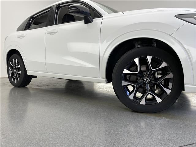 ZR-V e:HEV Z 純正9型ナビ 全方位カメラ 禁煙 BOSE ワイヤレス充電 ETC2.0 ミラー型ドラレコ シートヒーター ホンダセンシング BSM 衝突軽減 追従クルコン LEDオートライト パドルシフト フォグ(36枚目)
