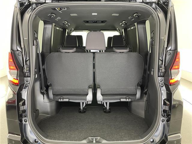 ノア ハイブリッドＳ－Ｚ　純正１０．５型ＤＡナビ　デジイン　カラーＨＵＤ　禁煙　ＤＶＤ　フルセグ　ＥＴＣ２．０　前後ドラレコ　ＨＤＭＩ　バックカメラ　シートヒーター　セーフティセンス　衝突軽減　追従クルコン　黒ハーフレザー（22枚目）