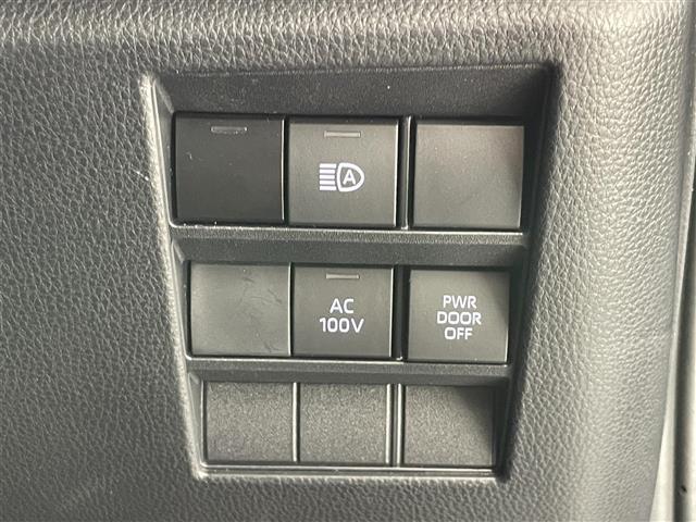 ノア ハイブリッドＳ－Ｚ　純正１０．５型ＤＡナビ　デジイン　カラーＨＵＤ　禁煙　ＤＶＤ　フルセグ　ＥＴＣ２．０　前後ドラレコ　ＨＤＭＩ　バックカメラ　シートヒーター　セーフティセンス　衝突軽減　追従クルコン　黒ハーフレザー（32枚目）