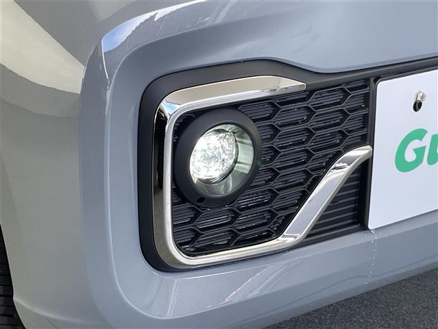 N-BOXカスタム コーディネートスタイル ホンダセンシング 衝突軽減 禁煙 追従クルコン ハンドル支援 ナビ装着用パッケージ ハーフレザー シートヒーター 両側パワースライドドア 電動パーキングブレーキ リアロールシェード シート背面テーブル(35枚目)