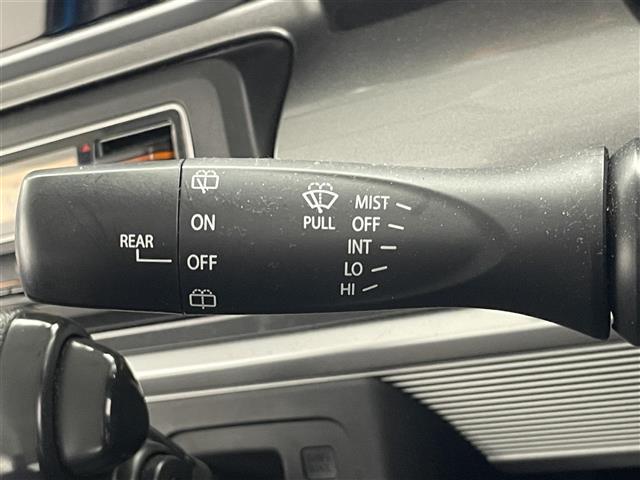 スペーシアギア ハイブリッドXZ 純正ディスプレイ バックカメラ 禁煙車 Bluetooth デュアルセンサーブレーキ 衝突軽減 車線逸脱 シートヒーター 前後ドラレコ 両側パワスラ ルーフレール サーキュレーター LEDオートライト(13枚目)