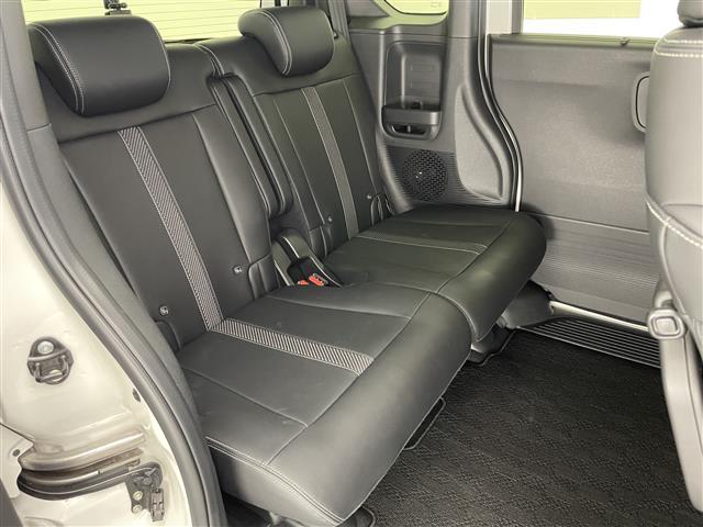 N-BOXカスタム コーディネートスタイル 純正8型ナビ シートヒーター 禁煙車 ハーフレザー バックカメラ 前後ドラレコ 電動パーキング ホンダセンシング 衝突軽減 追従クルコン ハンドル支援 コーナーセンサー ツートーン LEDオートライト(20枚目)