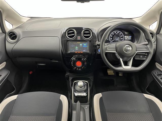 ノート e-パワー X 純正ナビ 全方位カメラ 禁煙車 デジタルインナーミラー コーナーセンサー エマージェンシーブレーキ 衝突軽減 車線逸脱 オートライト ETC USB Bluetooth プッシュスタート 純正アルミ(2枚目)