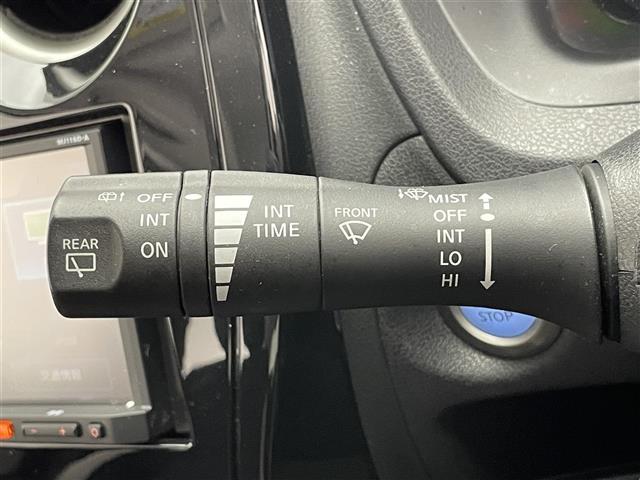 ノート e-パワー X 純正ナビ 全方位カメラ 禁煙車 デジタルインナーミラー コーナーセンサー エマージェンシーブレーキ 衝突軽減 車線逸脱 オートライト ETC USB Bluetooth プッシュスタート 純正アルミ(13枚目)