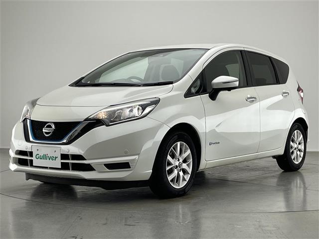 ノート e-パワー X 純正ナビ 全方位カメラ 禁煙車 デジタルインナーミラー コーナーセンサー エマージェンシーブレーキ 衝突軽減 車線逸脱 オートライト ETC USB Bluetooth プッシュスタート 純正アルミ(16枚目)