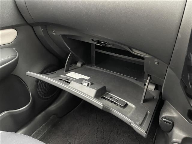 ノート e-パワー X 純正ナビ 全方位カメラ 禁煙車 デジタルインナーミラー コーナーセンサー エマージェンシーブレーキ 衝突軽減 車線逸脱 オートライト ETC USB Bluetooth プッシュスタート 純正アルミ(26枚目)