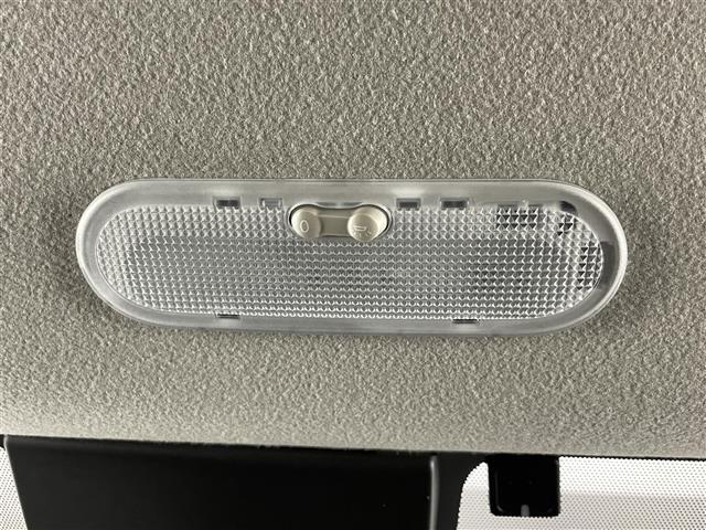 ノート e-パワー X 純正ナビ 全方位カメラ 禁煙車 デジタルインナーミラー コーナーセンサー エマージェンシーブレーキ 衝突軽減 車線逸脱 オートライト ETC USB Bluetooth プッシュスタート 純正アルミ(28枚目)