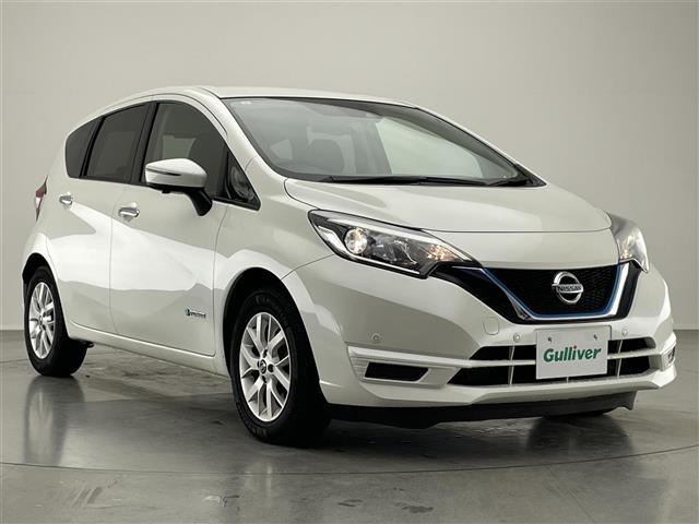 ノート e-パワー X 純正ナビ 全方位カメラ 禁煙車 デジタルインナーミラー コーナーセンサー エマージェンシーブレーキ 衝突軽減 車線逸脱 オートライト ETC USB Bluetooth プッシュスタート 純正アルミ(41枚目)