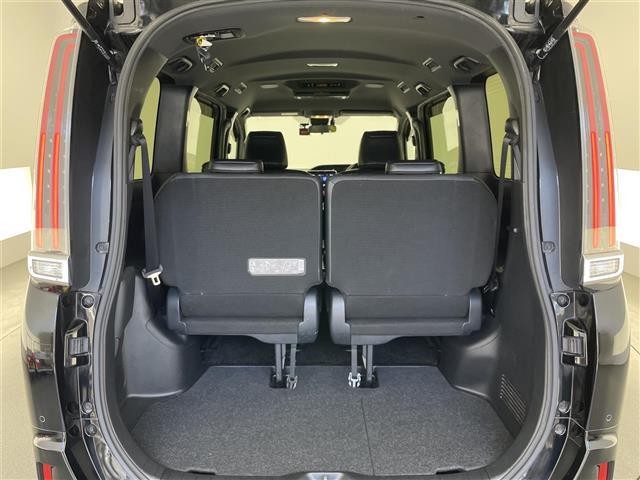 エスクァイア ハイブリッドGi 純正9型ナビ 純正後席モニター 禁煙車 バックカメラ ETC ハーフレザー シートヒーター クルコン 前後ドラレコ セーフティセンス 衝突軽減 コーナーセンサー LEDライト USB 両側パワスラ(22枚目)