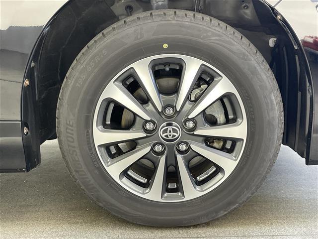 エスクァイア ハイブリッドGi 純正9型ナビ 純正後席モニター 禁煙車 バックカメラ ETC ハーフレザー シートヒーター クルコン 前後ドラレコ セーフティセンス 衝突軽減 コーナーセンサー LEDライト USB 両側パワスラ(24枚目)