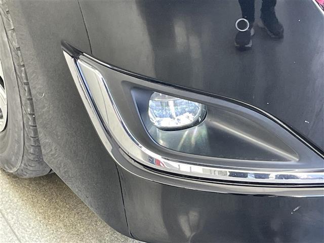 エスクァイア ハイブリッドGi 純正9型ナビ 純正後席モニター 禁煙車 バックカメラ ETC ハーフレザー シートヒーター クルコン 前後ドラレコ セーフティセンス 衝突軽減 コーナーセンサー LEDライト USB 両側パワスラ(34枚目)