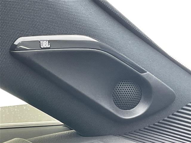 ハリアーハイブリッド Ｚ　レザーパッケージ　純正１２．３型ナビ　全方位カメラ　禁煙　ＪＢＬサウンド　黒革　シートヒーター　シートベンチレーション　ワイヤレス充電　セーフティセンス　衝突軽減　追従クルコン　ＢＳＭ　コーナーセンサー　電動リアゲート（5枚目）