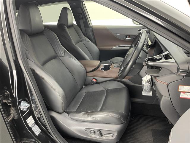 ハリアーハイブリッド Ｚ　レザーパッケージ　純正１２．３型ナビ　全方位カメラ　禁煙　ＪＢＬサウンド　黒革　シートヒーター　シートベンチレーション　ワイヤレス充電　セーフティセンス　衝突軽減　追従クルコン　ＢＳＭ　コーナーセンサー　電動リアゲート（19枚目）