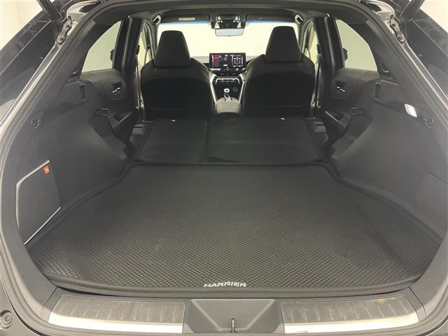 ハリアーハイブリッド Ｚ　レザーパッケージ　純正１２．３型ナビ　全方位カメラ　禁煙　ＪＢＬサウンド　黒革　シートヒーター　シートベンチレーション　ワイヤレス充電　セーフティセンス　衝突軽減　追従クルコン　ＢＳＭ　コーナーセンサー　電動リアゲート（21枚目）