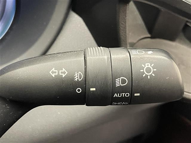 ハリアーハイブリッド Ｚ　レザーパッケージ　純正１２．３型ナビ　全方位カメラ　禁煙　ＪＢＬサウンド　黒革　シートヒーター　シートベンチレーション　ワイヤレス充電　セーフティセンス　衝突軽減　追従クルコン　ＢＳＭ　コーナーセンサー　電動リアゲート（33枚目）