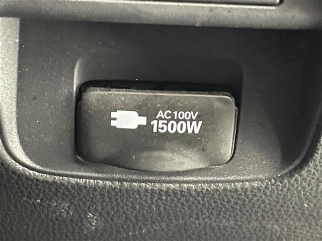 ヴォクシー ハイブリッドS-Z 純正10.5型ナビ 快適利便Hi 禁煙車 フルセグTV DVDデッキ バックカメラ ハーフレザー シートヒーター パワーバックドア AC100V モデリスタシグネチャーイルミ 前後ドラレコ 衝突軽減(9枚目)