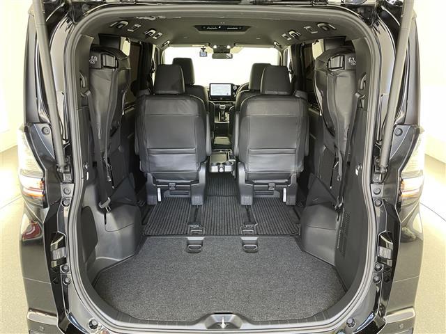 ヴォクシー ハイブリッドS-Z 純正10.5型ナビ 快適利便Hi 禁煙車 フルセグTV DVDデッキ バックカメラ ハーフレザー シートヒーター パワーバックドア AC100V モデリスタシグネチャーイルミ 前後ドラレコ 衝突軽減(24枚目)