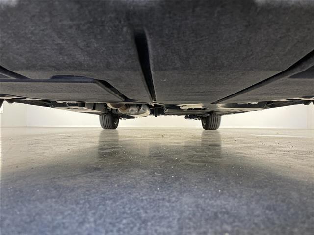 ヴォクシー ハイブリッドS-Z 純正10.5型ナビ 快適利便Hi 禁煙車 フルセグTV DVDデッキ バックカメラ ハーフレザー シートヒーター パワーバックドア AC100V モデリスタシグネチャーイルミ 前後ドラレコ 衝突軽減(26枚目)