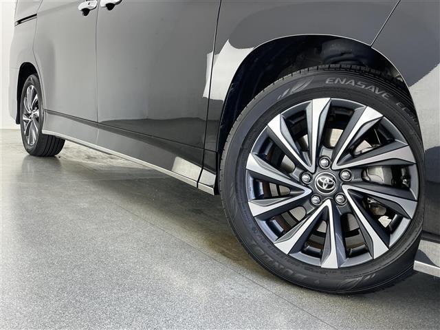 ヴォクシー ハイブリッドS-Z 純正10.5型ナビ 快適利便Hi 禁煙車 フルセグTV DVDデッキ バックカメラ ハーフレザー シートヒーター パワーバックドア AC100V モデリスタシグネチャーイルミ 前後ドラレコ 衝突軽減(28枚目)