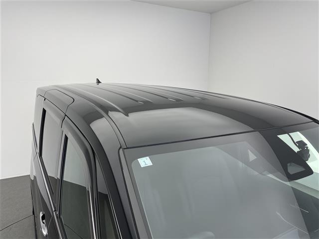 ヴォクシー ハイブリッドS-Z 純正10.5型ナビ 快適利便Hi 禁煙車 フルセグTV DVDデッキ バックカメラ ハーフレザー シートヒーター パワーバックドア AC100V モデリスタシグネチャーイルミ 前後ドラレコ 衝突軽減(33枚目)
