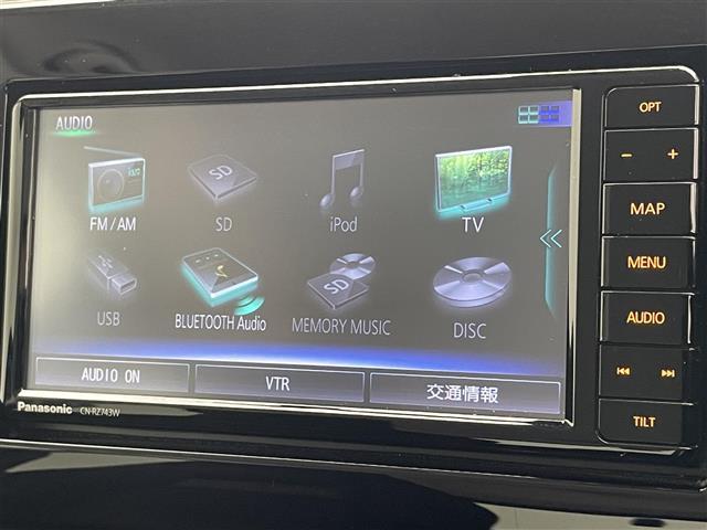 スイフトスポーツ ベースグレード 純正ナビ 全方位カメラ 禁煙 MT車 柿本マフラー ETC ミラー型前後ドラレコ シートヒーター セーフティサポート 衝突軽減 クルコン 車線逸脱 LEDライト オートハイビーム スマートキー フォグ(9枚目)