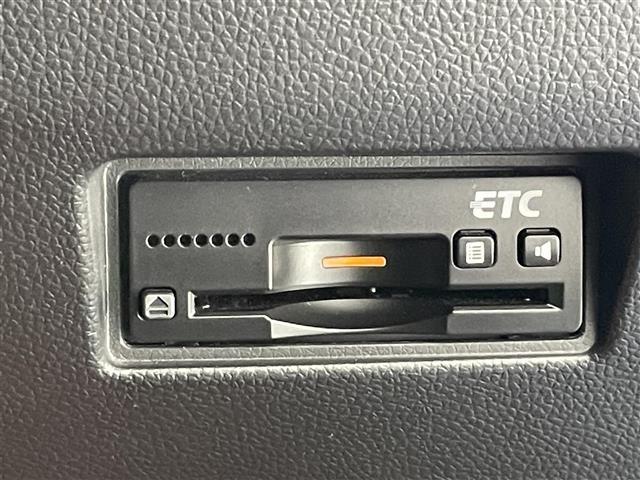 スイフトスポーツ ベースグレード 純正ナビ 全方位カメラ 禁煙 MT車 柿本マフラー ETC ミラー型前後ドラレコ シートヒーター セーフティサポート 衝突軽減 クルコン 車線逸脱 LEDライト オートハイビーム スマートキー フォグ(12枚目)