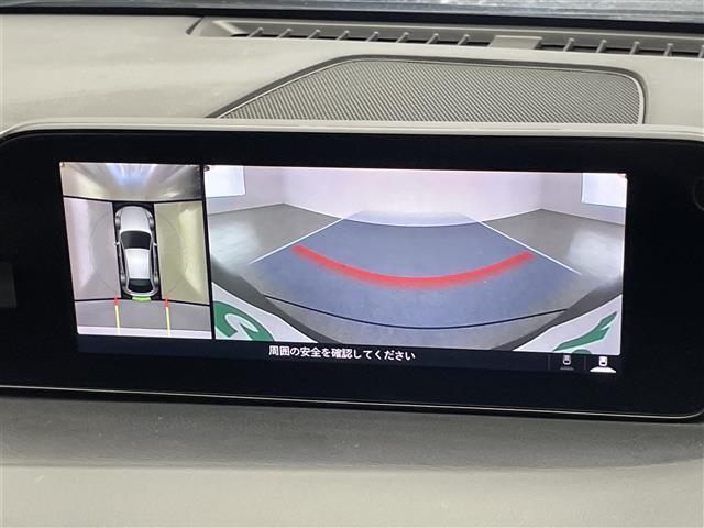 MAZDA3ファストバック 20Sプロアクティブ ツーリングセレクション 純正ナビ 全方位カメラ 禁煙 フルセグTV シートヒーター ハンドルヒーター BOSEサウンド 衝突軽減 車線逸脱 LEDオートライト ETC 純正フロアマット USB HDMI DVD パドルシフト(4枚目)