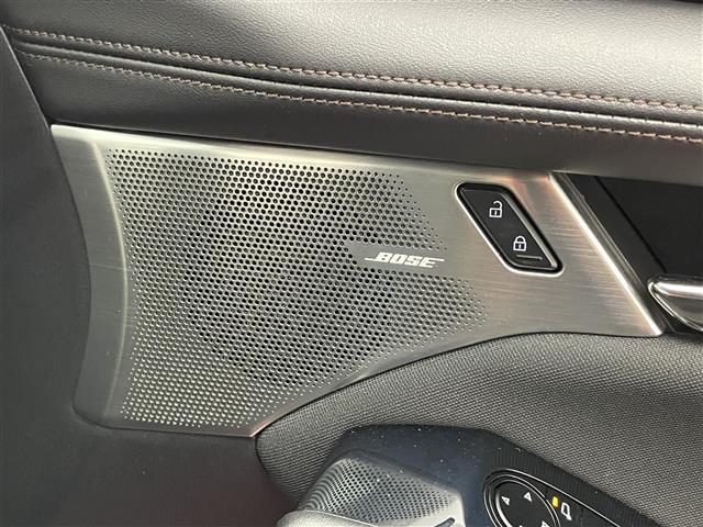 MAZDA3ファストバック 20Sプロアクティブ ツーリングセレクション 純正ナビ 全方位カメラ 禁煙 フルセグTV シートヒーター ハンドルヒーター BOSEサウンド 衝突軽減 車線逸脱 LEDオートライト ETC 純正フロアマット USB HDMI DVD パドルシフト(8枚目)