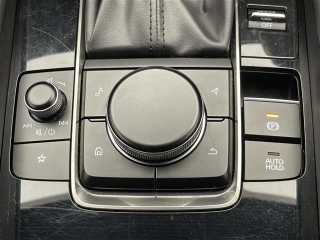 MAZDA3ファストバック 20Sプロアクティブ ツーリングセレクション 純正ナビ 全方位カメラ 禁煙 フルセグTV シートヒーター ハンドルヒーター BOSEサウンド 衝突軽減 車線逸脱 LEDオートライト ETC 純正フロアマット USB HDMI DVD パドルシフト(28枚目)