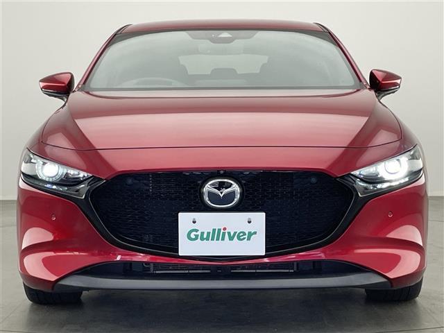 MAZDA3ファストバック 20Sプロアクティブ ツーリングセレクション 純正ナビ 全方位カメラ 禁煙 フルセグTV シートヒーター ハンドルヒーター BOSEサウンド 衝突軽減 車線逸脱 LEDオートライト ETC 純正フロアマット USB HDMI DVD パドルシフト(38枚目)