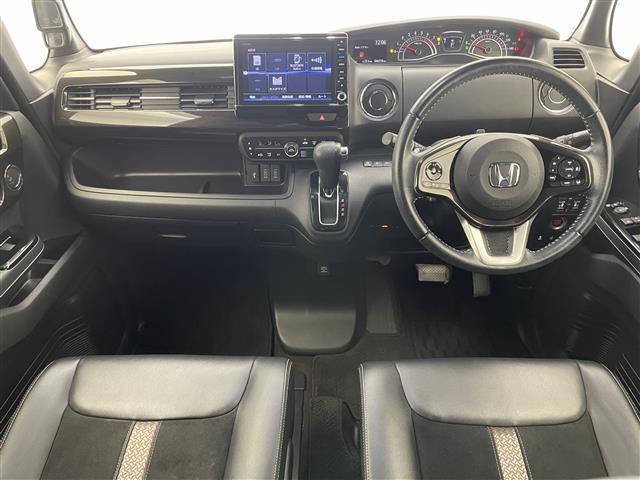 N-BOXカスタム G・EXターボホンダセンシング 純正8型ナビ 禁煙 バックカメラ 両側パワスラ ETC ドラレコ パドルシフト ホンダセンシング 衝突軽減 追従クルコン LEDオートライト Bluetooth フルセグ DVD スマートキー フォグ(2枚目)