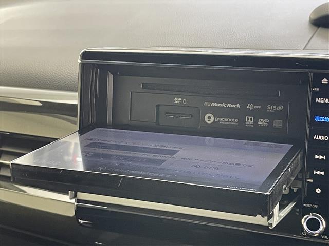 N-BOXカスタム G・EXターボホンダセンシング 純正8型ナビ 禁煙 バックカメラ 両側パワスラ ETC ドラレコ パドルシフト ホンダセンシング 衝突軽減 追従クルコン LEDオートライト Bluetooth フルセグ DVD スマートキー フォグ(12枚目)