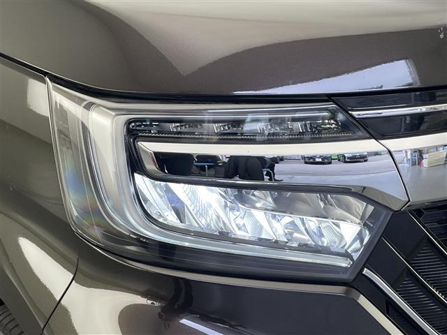 N-BOXカスタム G・EXターボホンダセンシング 純正8型ナビ 禁煙 バックカメラ 両側パワスラ ETC ドラレコ パドルシフト ホンダセンシング 衝突軽減 追従クルコン LEDオートライト Bluetooth フルセグ DVD スマートキー フォグ(33枚目)