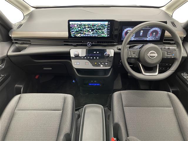 セレナ e-パワー ハイウェイスターV 純正12.3型ナビ 全方位カメラ 禁煙 デジタルインナーミラー ワイヤレス充電 プロパイロット ナビ連動前後ドラレコ HDMI BSM フロントダイナミックパック 衝突軽減 追従クルコン ETC2.0(2枚目)