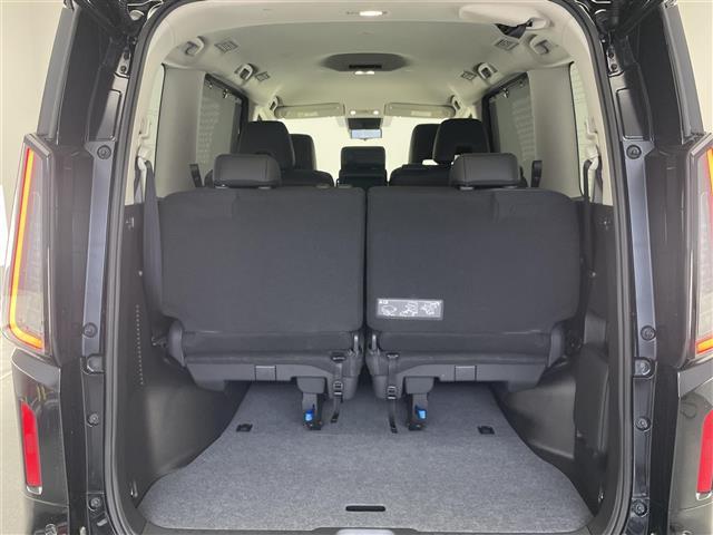 セレナ e-パワー ハイウェイスターV 純正12.3型ナビ 全方位カメラ 禁煙 デジタルインナーミラー ワイヤレス充電 プロパイロット ナビ連動前後ドラレコ HDMI BSM フロントダイナミックパック 衝突軽減 追従クルコン ETC2.0(22枚目)