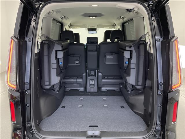 セレナ e-パワー ハイウェイスターV 純正12.3型ナビ 全方位カメラ 禁煙 デジタルインナーミラー ワイヤレス充電 プロパイロット ナビ連動前後ドラレコ HDMI BSM フロントダイナミックパック 衝突軽減 追従クルコン ETC2.0(23枚目)