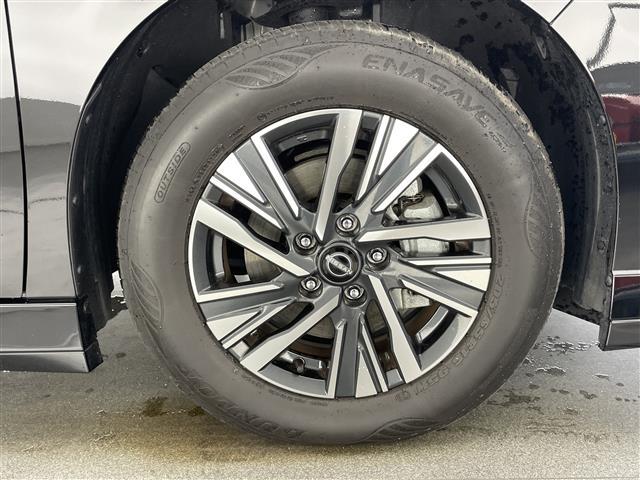 セレナ e-パワー ハイウェイスターV 純正12.3型ナビ 全方位カメラ 禁煙 デジタルインナーミラー ワイヤレス充電 プロパイロット ナビ連動前後ドラレコ HDMI BSM フロントダイナミックパック 衝突軽減 追従クルコン ETC2.0(26枚目)